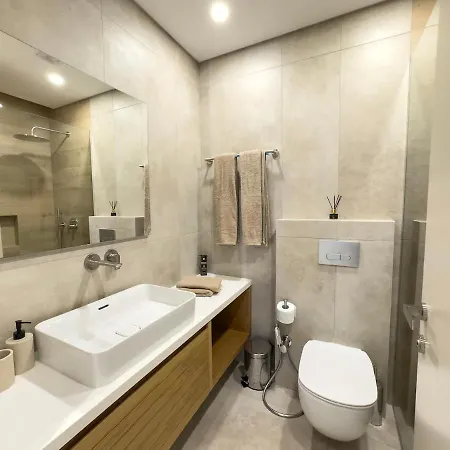 Malberry Park 101 - Modern 2 Bedroom With Pool, Gym, Jaccuzi Apartament *