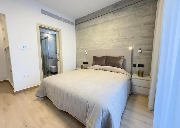 Malberry Park 101 - Modern 2bedroom With Shared Heated Pool, Sauna, Gym, Jacuzzi Apartament