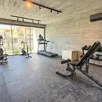 Malberry Park 101 - Modern 2bedroom With Shared Heated Pool, Sauna, Gym, Jacuzzi Apartament