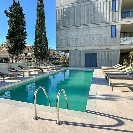 Malberry Park 101 - Modern 2 Bedroom With Pool, Gym, Jaccuzi