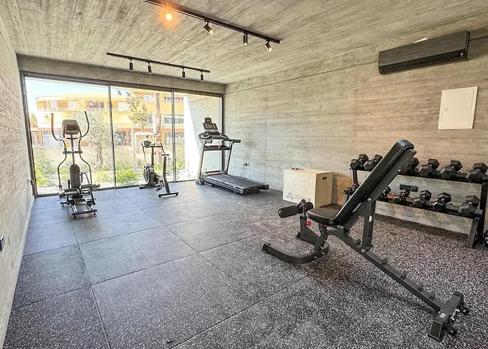 Malberry Park 101 - Modern 2bedroom With Shared Heated Pool, Sauna, Gym, Jacuzzi Apartamento